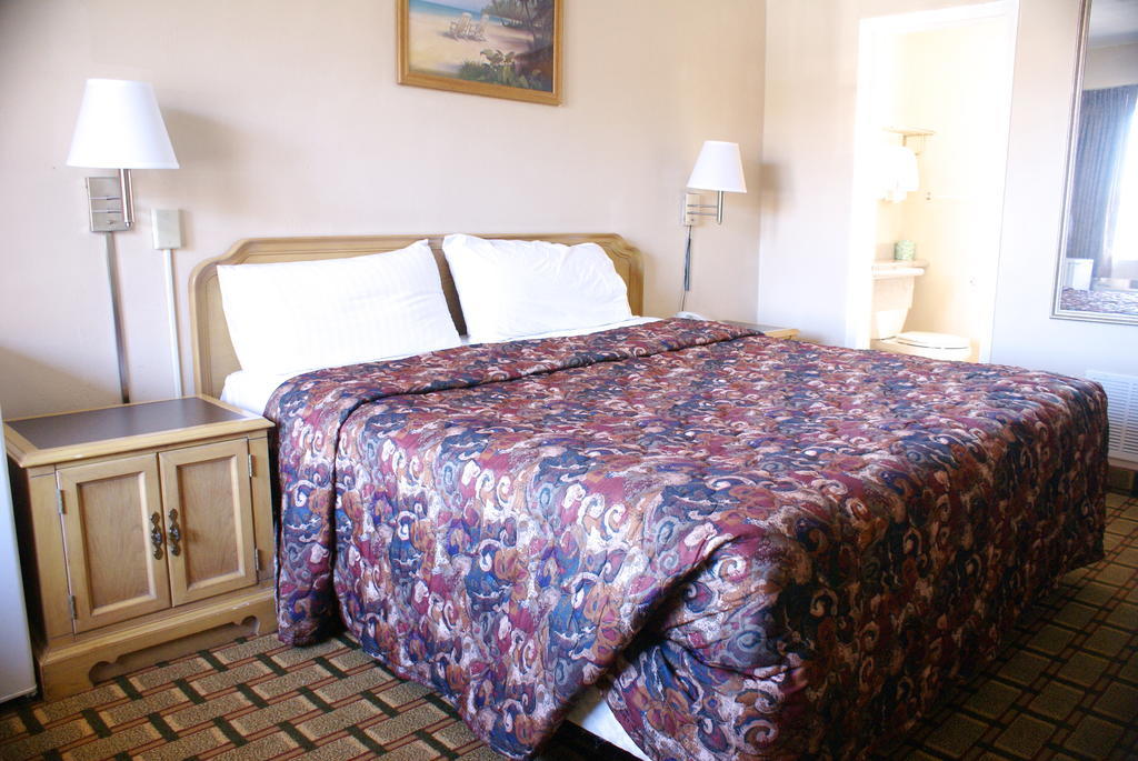 Bayview Inn And Suites Атлантик Сити Стая снимка
