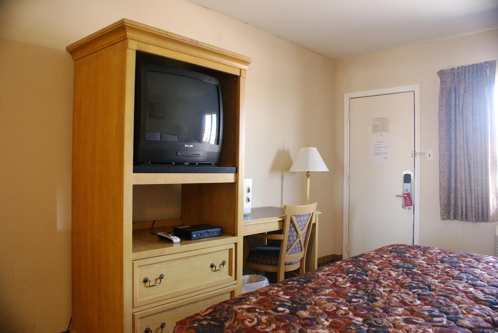 Bayview Inn And Suites Атлантик Сити Стая снимка
